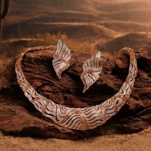 The Desert-Inspired Necklace and Earrings Set