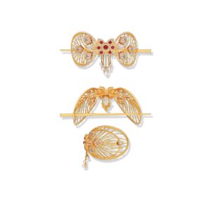 Detailed gold hair barrette by C. Krishniah Chetty and Sons with intricate openwork lattice, ruby accents and evenly spaced pearl danglers.