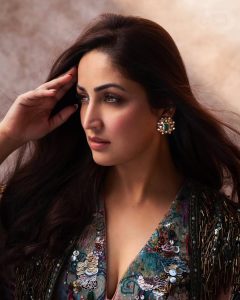 Yami Gautam wearing emerald and diamond stud earrings by The House of MBJ with a sequined outfit.