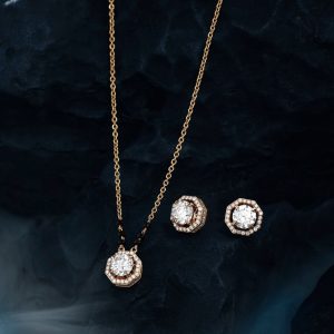 Minimal diamond mangalsutra with stud set by Malabar Gold & Diamonds