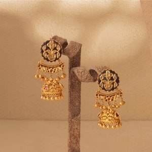Antique motif gold jhumka earrings by Manubhai Jewellers