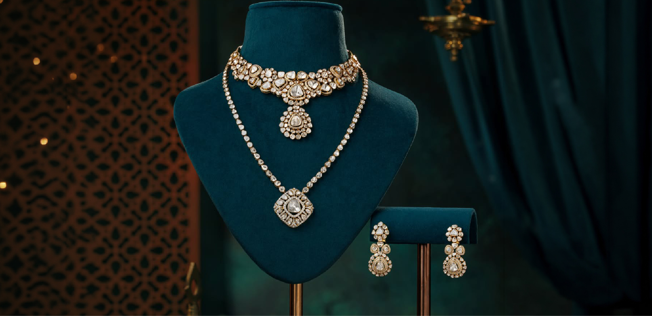 Arunbhai Maneklal Jhaveri luxury polki necklace and earrings set for wedding celebrations