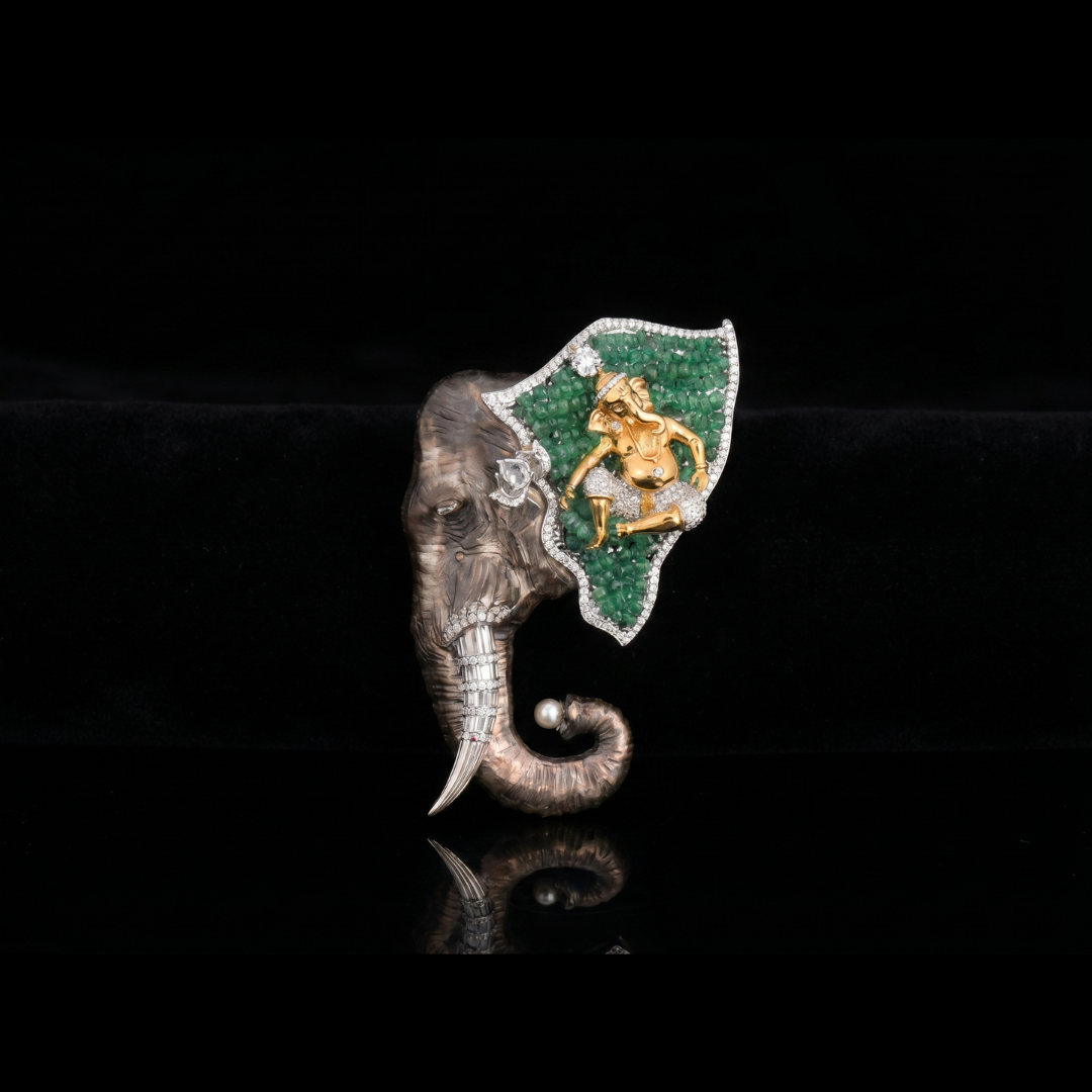 Sparkle Diamonds Gajaraksha groom’s jewellery accessory featuring an elephant, Lord Ganesha motif, diamonds and green gemstones